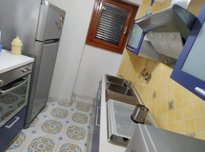 Casa La Scogliera アパート