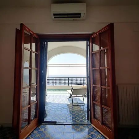 Casa La Scogliera *